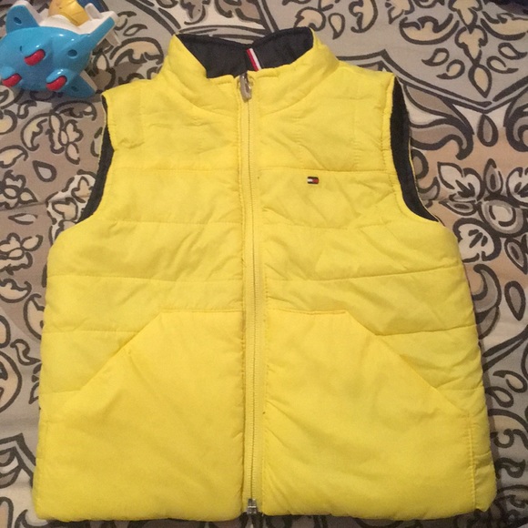 Tommy Hilfiger vest jacket for 12 months baby boy - Picture 3 of 4